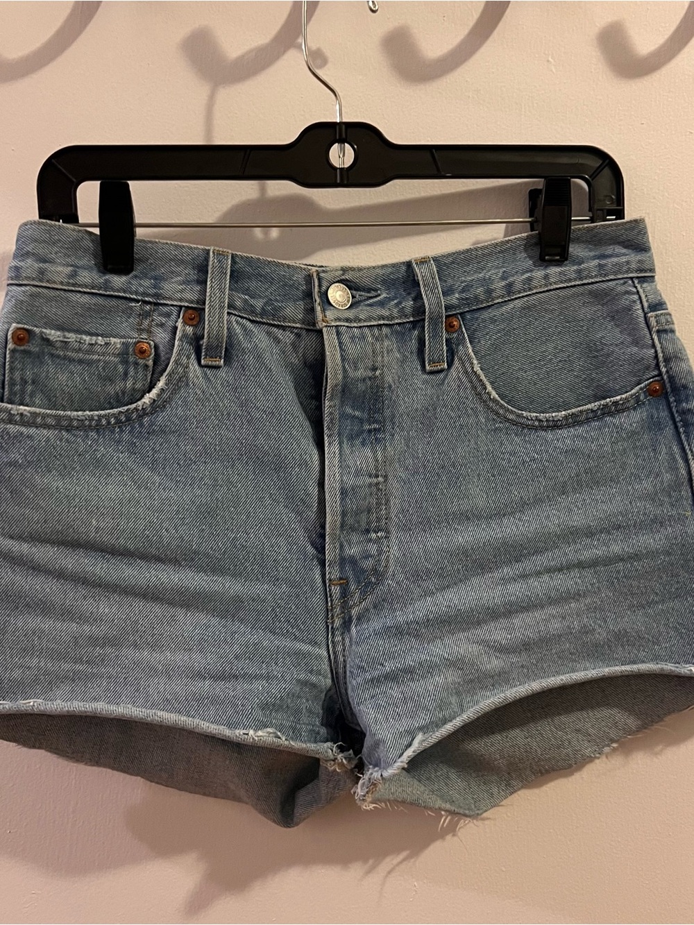 Levi’s Womens 501 Original Shorts- Light Blue Denim Cutoff Shorts - Picture 2 of 5